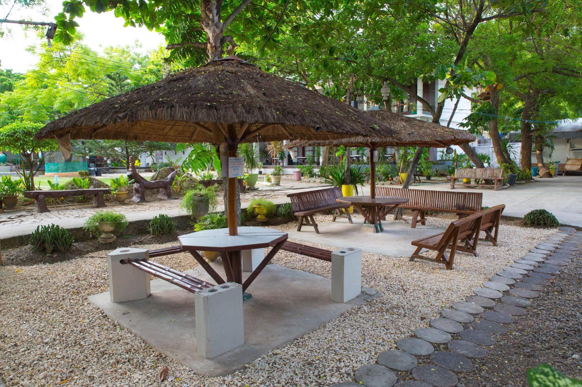 Karancho Beach House Isla de Mactán Exterior foto